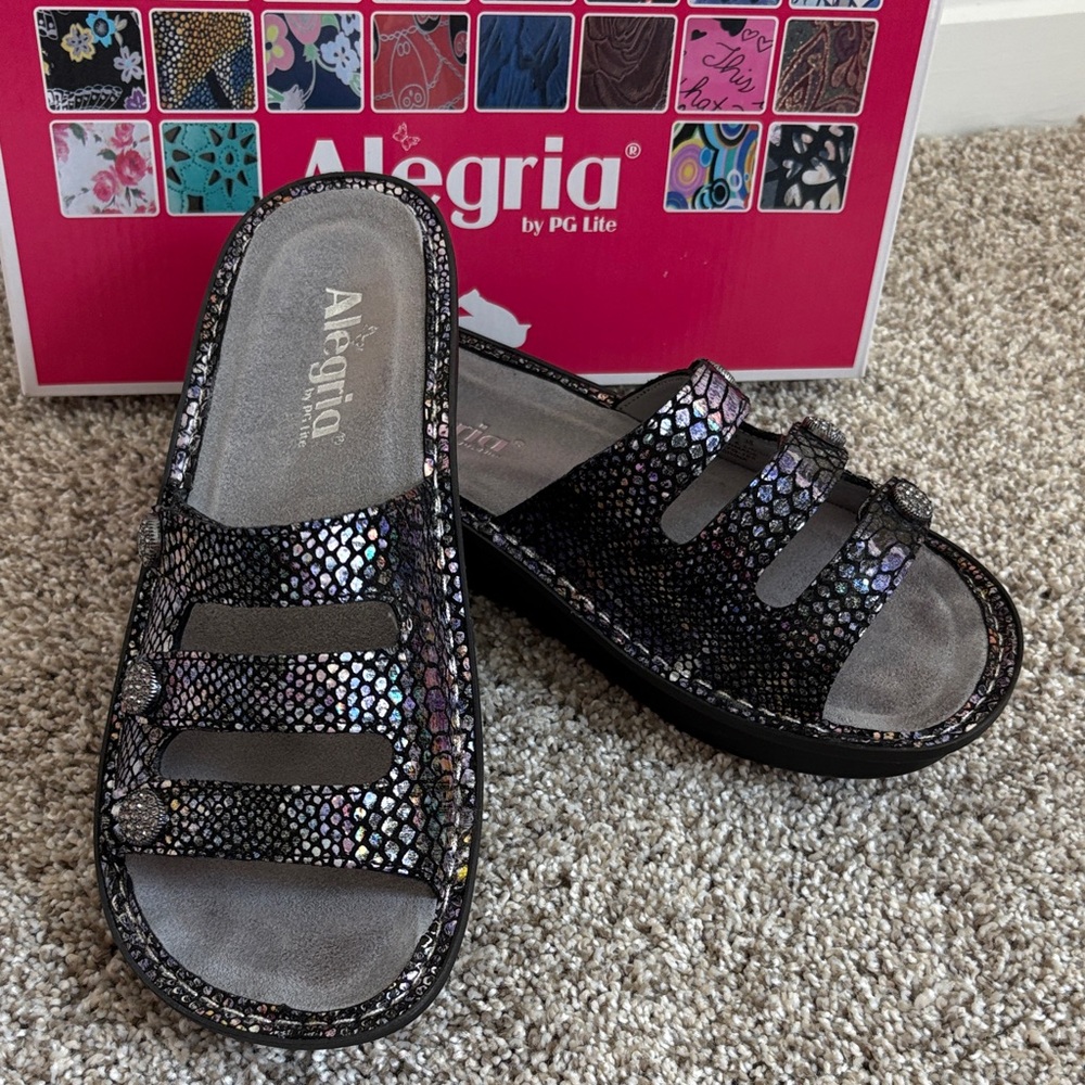 Alegria Fiona Zesty Snake Iridescent Leather Adjustable Slide Sandals